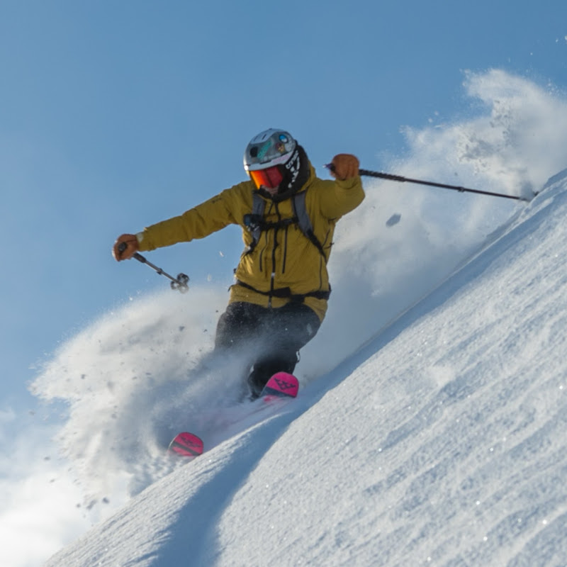 Logo onecutmedia (@rick_meloff)