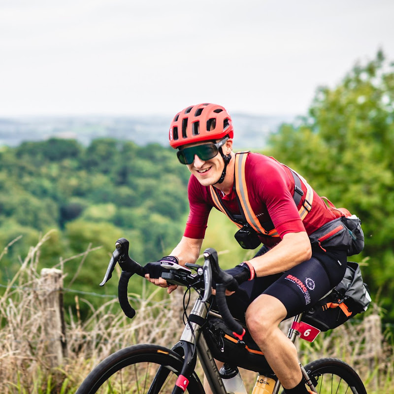 Logo Simon Barret à vélo